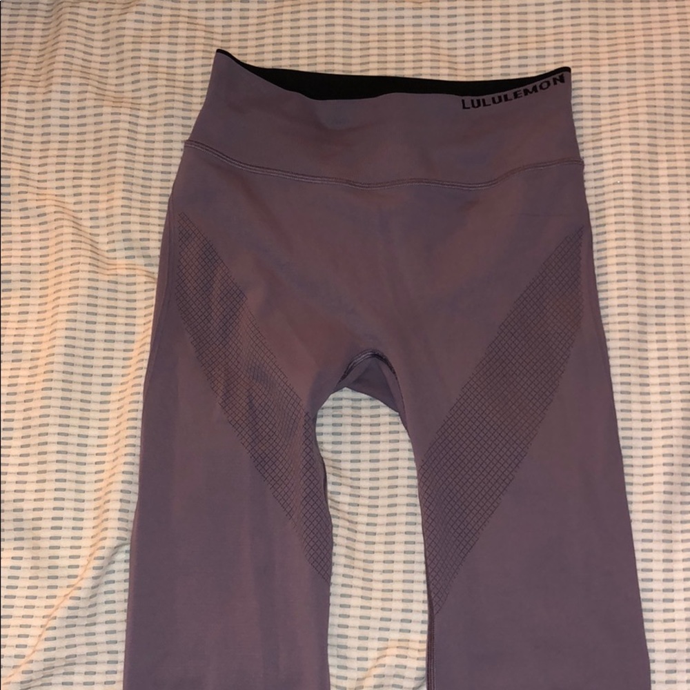 Lulu lemon yoga pants